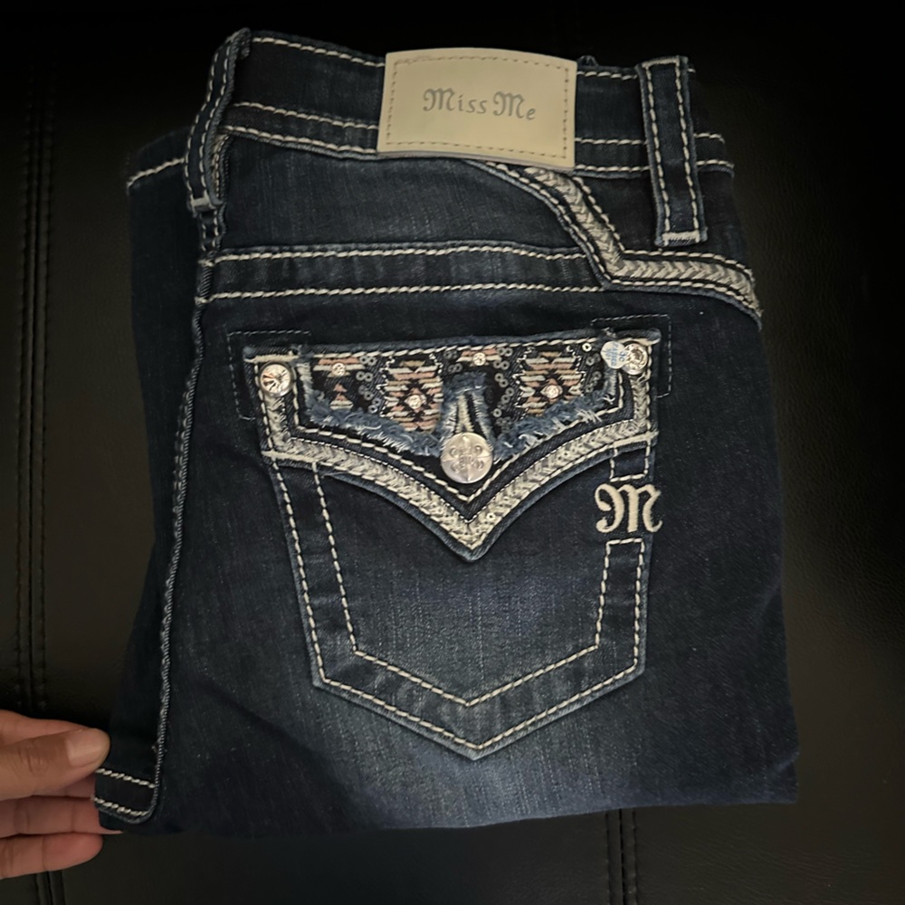 Women’s miss me jeans